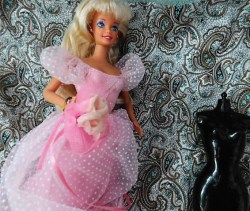 MIDGE WEDDING BARBIE SIDE
